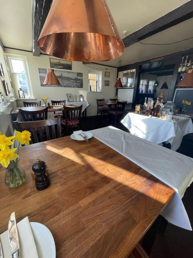 リーベ Restaurant Saelhunden Bed & Breakfast エクステリア 写真