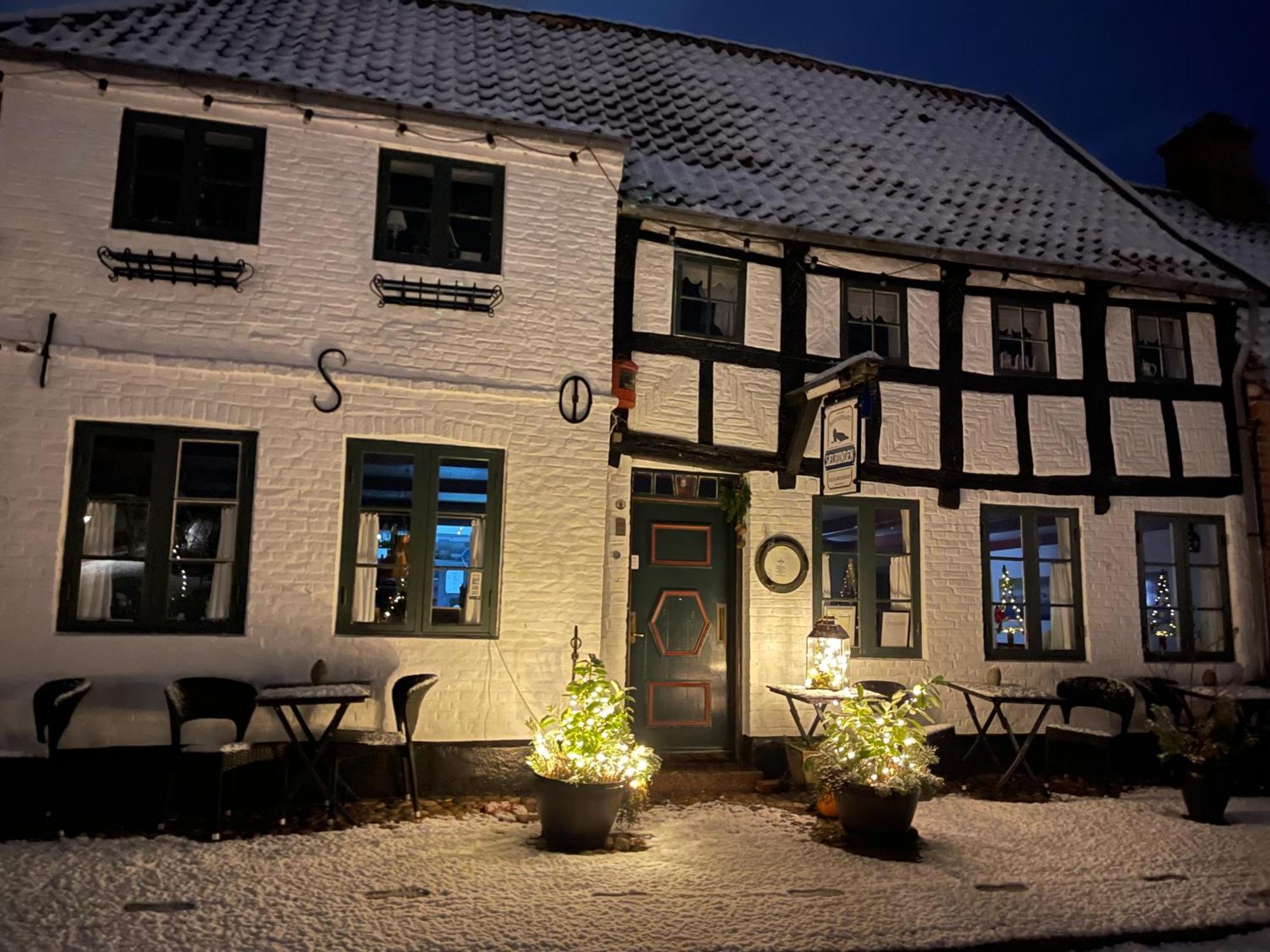 リーベ Restaurant Saelhunden Bed & Breakfast エクステリア 写真