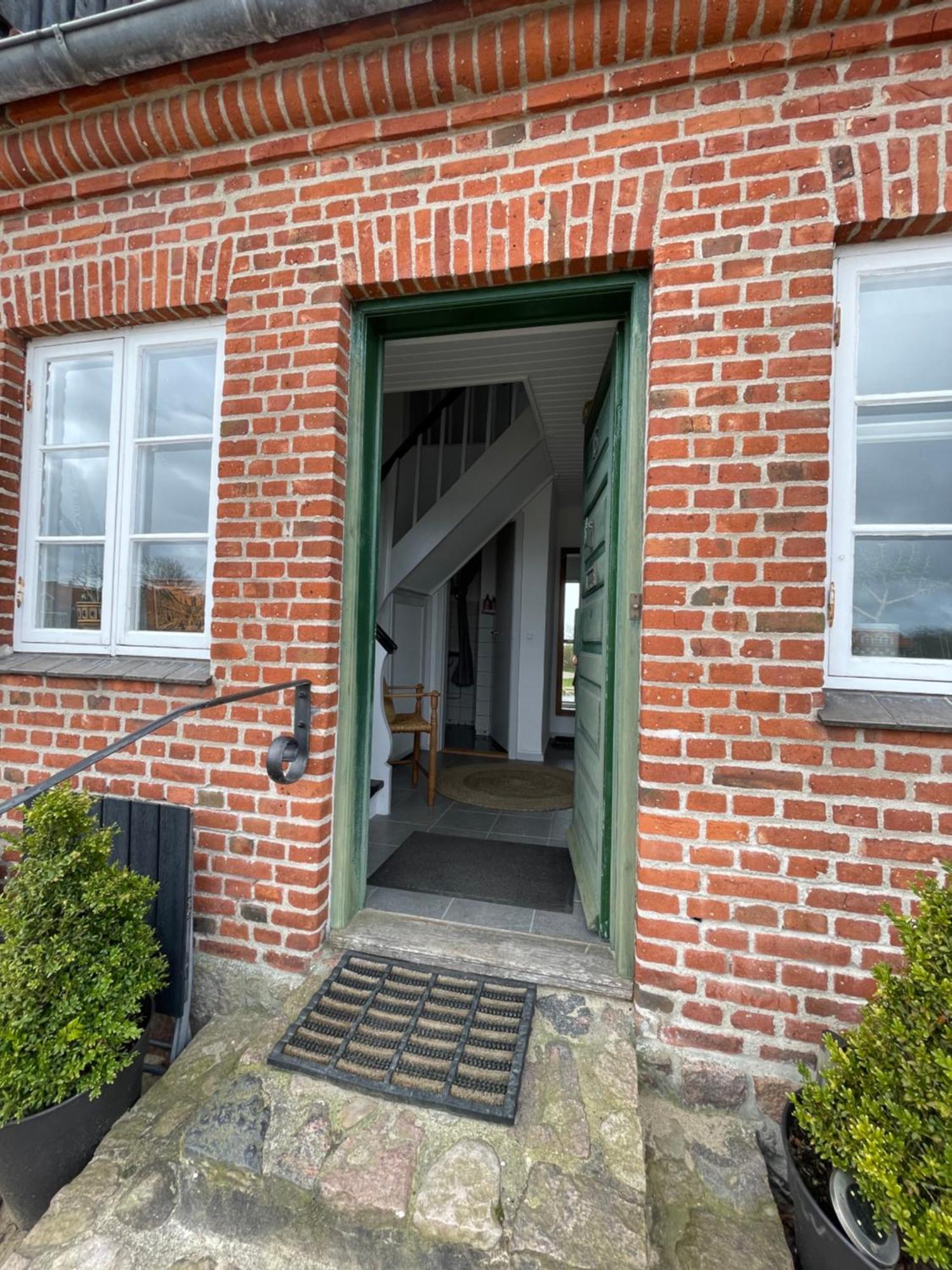 リーベ Restaurant Saelhunden Bed & Breakfast エクステリア 写真